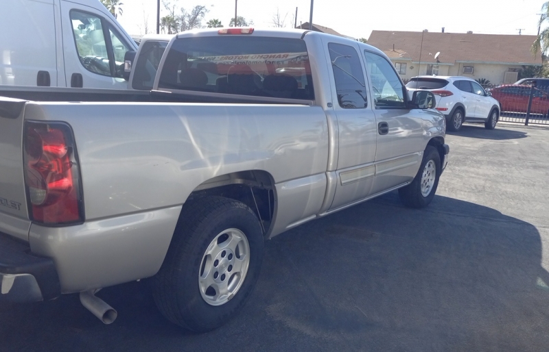 chevrolet silverado 1500 2004 2GCEC19V741179181 image chevrolet silverado 1500 2004 2GCEC19V741179181 image